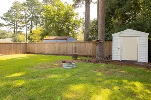 506 W Cutchin St, Clinton, NC 28328 - Photo 24