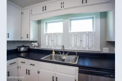 506 W Cutchin Street, Clinton, NC 28328 - Photo 12