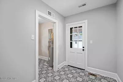 521 S Taylor Street, Rocky Mount, NC 27803 - Photo 6