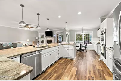 323 S Belvedere Drive, Hampstead, NC 28443 - Photo 8