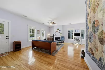 214 E 11th Street, Southport, NC 28461 - Photo 10