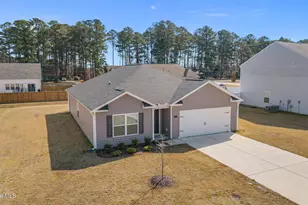 4257 Stanfield Ct, Ayden, NC 28513 - Photo 4