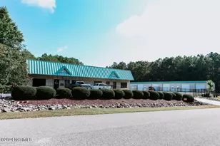 105 Parkway Dr, Aberdeen, NC 28315 - Photo 1