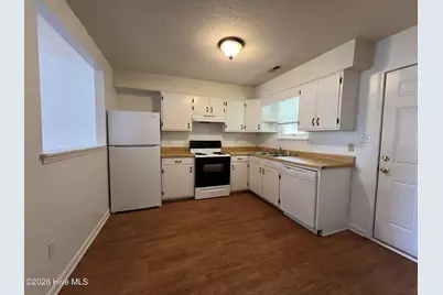 1711 Wine Press Court, Piney Green, NC 28544 - Photo 4