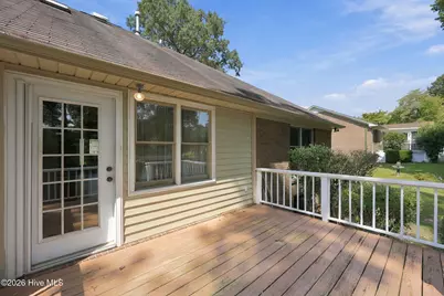304 N Carolina Drive, New Bern, NC 28562 - Photo 14