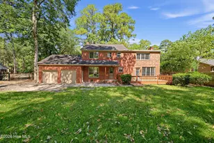 2207 Stallings Dr, Kinston, NC 28504 - Photo 2
