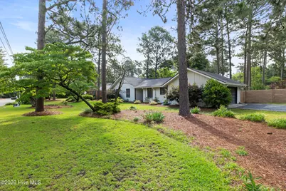 925 N Ridge Street, Southern Pines, NC 28387 - Photo 2