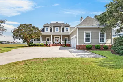 118 Harold Avenue, Swansboro, NC 28584 - Photo 2