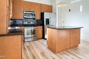 619 N 4th St, Wilmington, NC 28401 - Photo 8