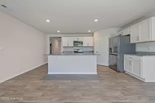 4042 Debbie Dr, Ayden, NC 28513 - Photo 4