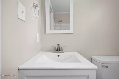 103 Robin Road, Jacksonville, NC 28540 - Photo 18