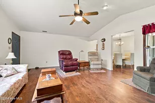 602 Farm Ct, Morehead City, NC 28557 - Photo 10