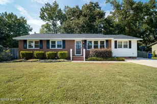 809 Gardenview Dr, Jacksonville, NC 28540 - Photo 1