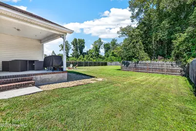 121 Woodbury Farm Drive, Jacksonville, NC 28540 - Photo 24