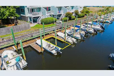 200 Lewis Drive #44, Carolina Beach, NC 28428 - Photo 2
