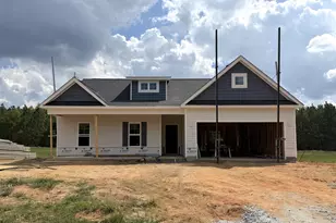431 Thorntons Creek Dr, Erwin, NC 28339 - Photo 1