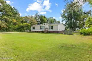 620 Comfort Rd, Richlands, NC 28574 - Photo 2