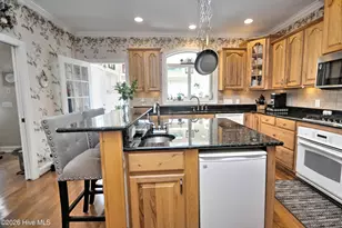 8 Pender St, Ocean Isle Beach, NC 28469 - Photo 18