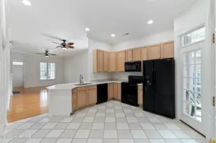 4902 Dewars Cir, Wilmington, NC 28409 - Photo 10