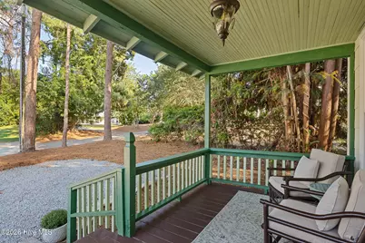 390 W Connecticut Avenue, Southern Pines, NC 28387 - Photo 6
