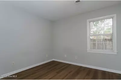 819 Varsity Drive, Wilmington, NC 28403 - Photo 12
