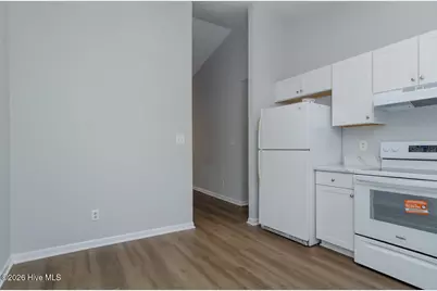 819 Varsity Drive, Wilmington, NC 28403 - Photo 8