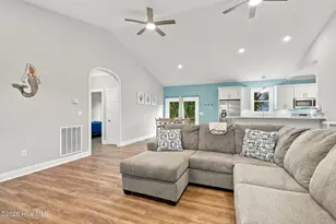 402 Gillikin Rd, Beaufort, NC 28516 - Photo 12