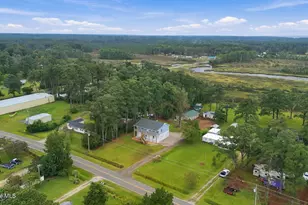 402 Gillikin Rd, Beaufort, NC 28516 - Photo 46