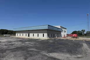 89 Industry Park, Roseboro, NC 28382 - Photo 1