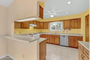6063 Cedar Ridge Dr, Wilmington, NC 28405 - Photo 4