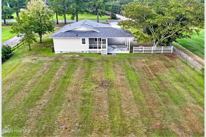 261 Green Bay Road NW, Ocean Isle Beach, NC 28469 - Photo 4