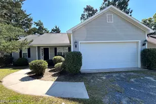 205 Woodgreen Ln, Aberdeen, NC 28315 - Photo 1