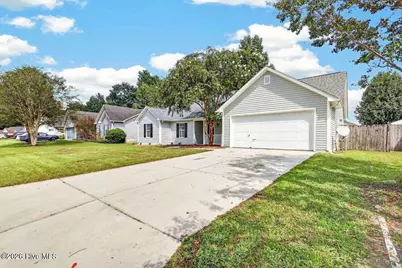 119 Fall Drive, Jacksonville, NC 28540 - Photo 2