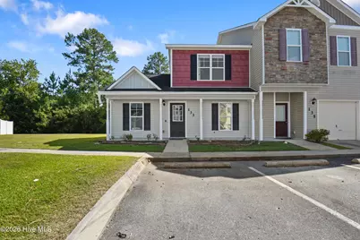 133 Waterstone Lane, Jacksonville, NC 28546 - Photo 2