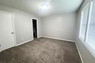 114 Old Oak Dr, Elizabeth City, NC 27909 - Photo 4