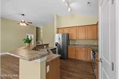 234 Blue Creek Farms Drive, Jacksonville, NC 28540 - Photo 4