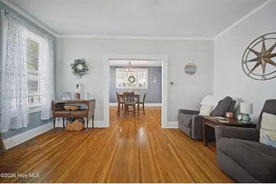 913 W Church Street, Elizabeth City, NC 27909 - Photo 10