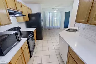 315 Peppertree Ct, Jacksonville, NC 28540 - Photo 6