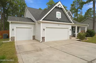 1140 Whitney Dr, Aberdeen, NC 28315 - Photo 2