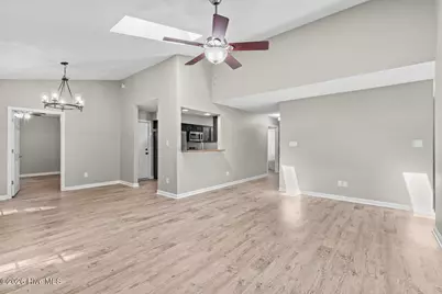 182 Raintree Circle, Jacksonville, NC 28540 - Photo 6