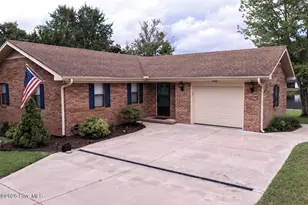 1140 Charlotte Ave, Calabash, NC 28467 - Photo 1