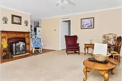 1035 W Bay Street, Belhaven, NC 27810 - Photo 2