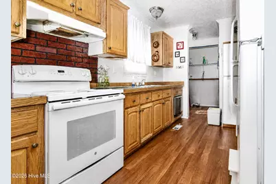 1035 W Bay Street, Belhaven, NC 27810 - Photo 10