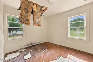 308 E Church St, Williamston, NC 27892 - Photo 22