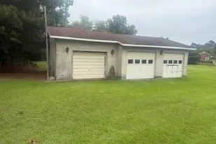 406 N Wilkes St, Chadbourn, NC 28431 - Photo 6
