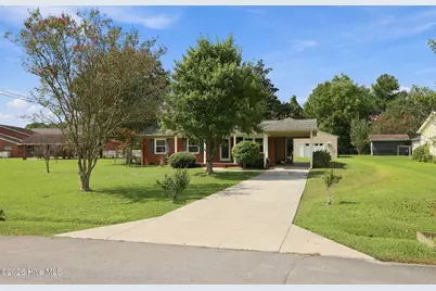 1624 New Bern Street, Newport, NC 28570 - Photo 4