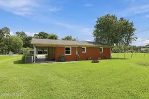 1624 New Bern St, Newport, NC 28570 - Photo 32