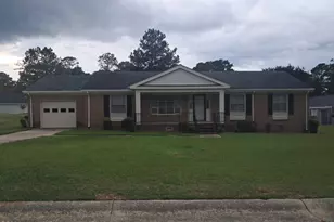 808 Arrow Dr, Kinston, NC 28501 - Photo 1