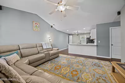 8593 Heirloom Drive NE, Leland, NC 28451 - Photo 6