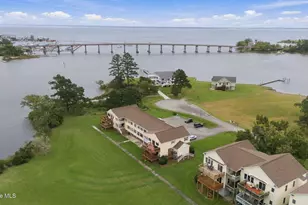 8047 Treasure Dr, Oriental, NC 28571 - Photo 12